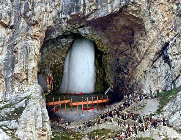 Amarnath - The Cave Yatra